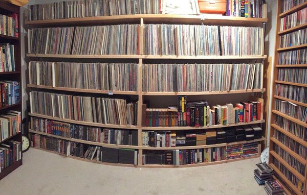 Record Shelves 10ft 01.jpg