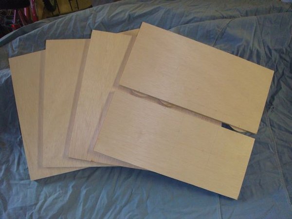 Plywood Pieces for the Plinth.jpg (35.08 KiB) Viewed 49338 times Plywood Pieces for the Plinth.jpg