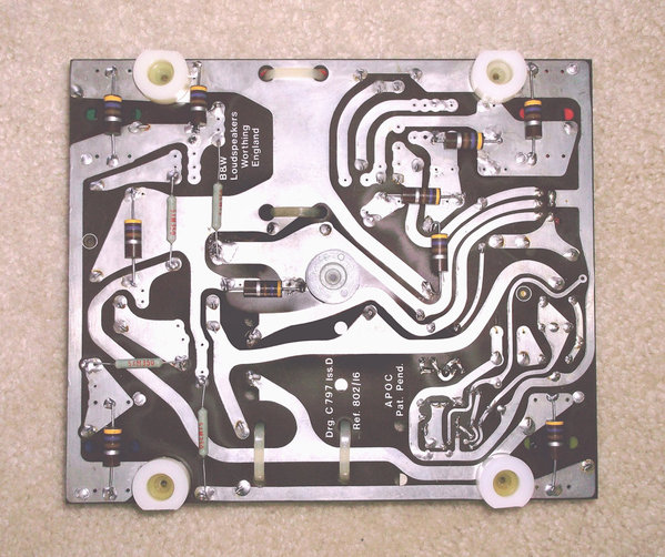 B&W 802-80 Upgraded Crossover B.jpg (282.36 KiB) Viewed 40263 times B&W 802-80 Upgraded Crossover B.jpg